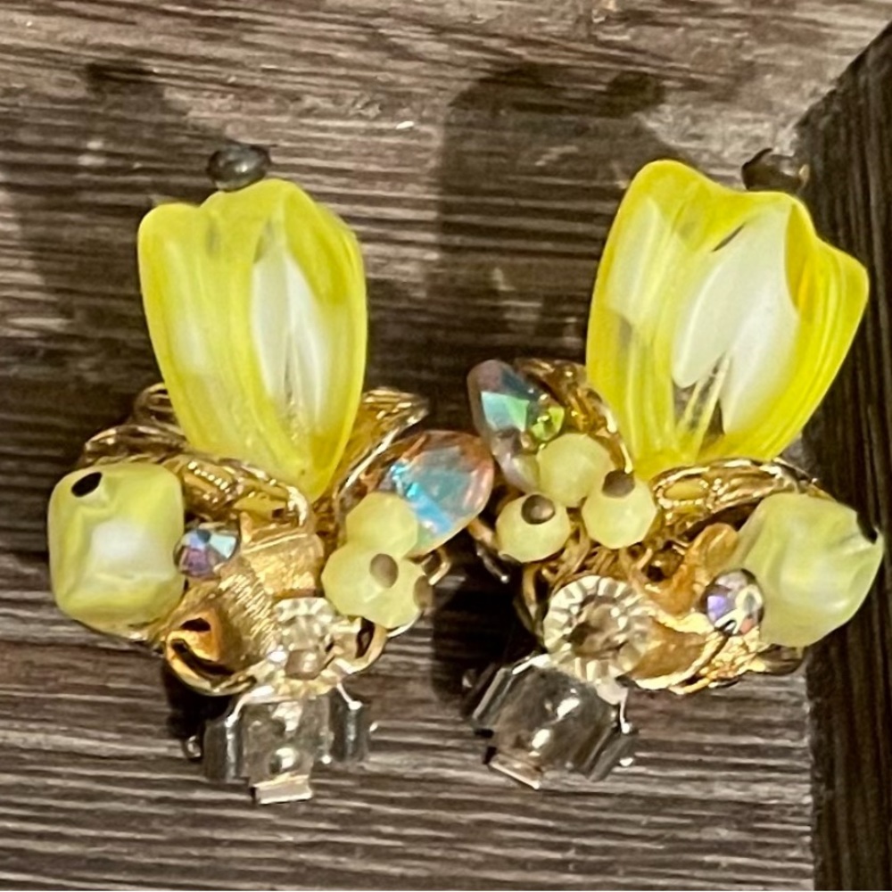 Alice Caviness Lemon Glass True-Vintage EARRINGS gold lace